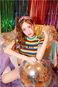 【知乎】《撞到他的白月光》主角苏沁沁白棠棠全章节在线阅读