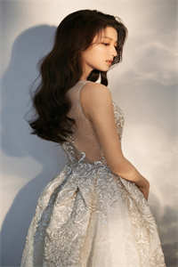 《三年后，她以王者之姿势回国》主角慕初宣帝少霖小说最新章节阅读