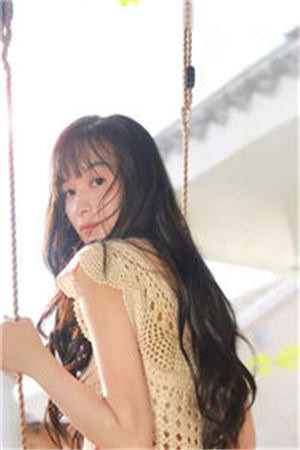 和完美天后离婚后我成巨星了