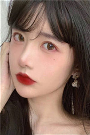 冲喜后，我成了残疾大佬的小撩妻