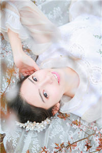 《三宝团宠俏妈咪》主角李安安褚逸辰章节目录小说阅读