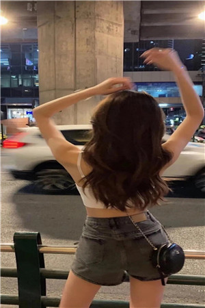 小说全集免费阅读《亲爱的女配》仲溪午华浅