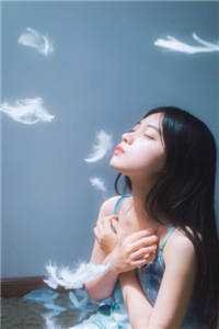 央央何忧(严修柳央央)全章节小说-央央何忧章节免费阅读