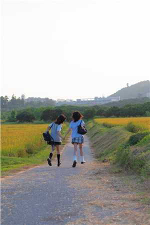 《荒谬的相信》晴晴小说免费阅读_(晴晴)小说大结局阅读