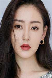 《乖巧的女友》主角白小瑜李庆庆小说在线阅读